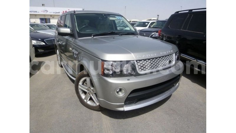 Big with watermark land rover range rover harare import dubai 12586