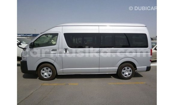 Buy Import Toyota Hiace Other Car in Import - Dubai in Harare Buy Import Toyota Hiace Other Car in Import - Dubai in Harare