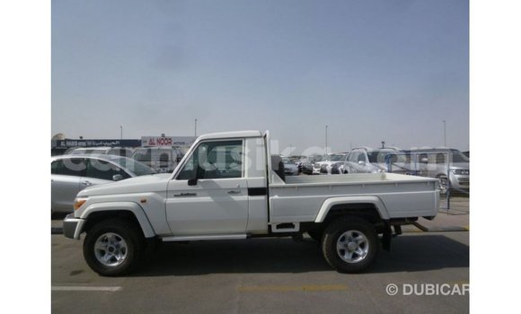 Buy Import Toyota Land Cruiser White Car in Import - Dubai in Harare Buy Import Toyota Land Cruiser White Car in Import - Dubai in Harare