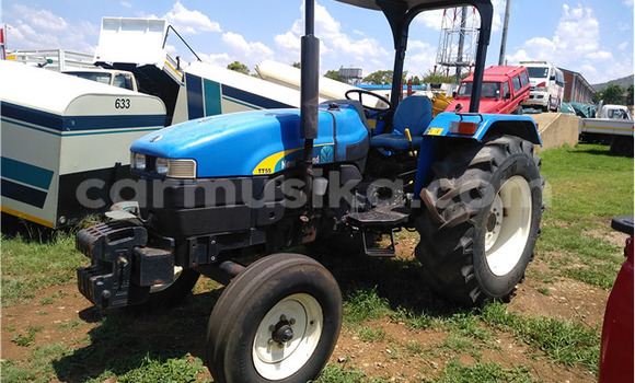 Acheter Occasion Utilitaire Hino 300 Bleu à Beitbridge, Matabeleland South Acheter Occasion Utilitaire Hino 300 Bleu à Beitbridge, Matabeleland South