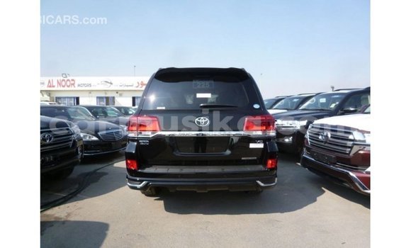 Buy Import Toyota Land Cruiser Black Car in Import - Dubai in Harare Buy Import Toyota Land Cruiser Black Car in Import - Dubai in Harare