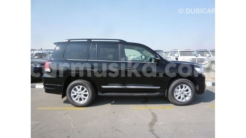 Big with watermark toyota land cruiser harare import dubai 12595