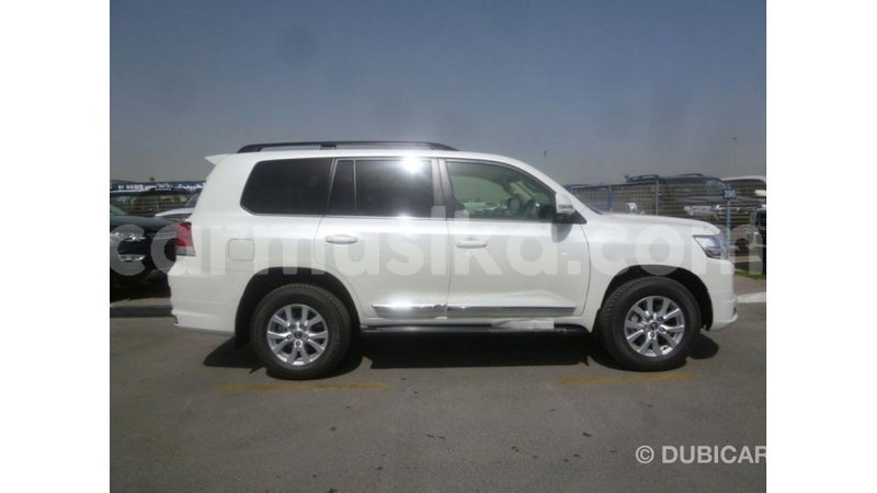 Big with watermark toyota land cruiser harare import dubai 12596