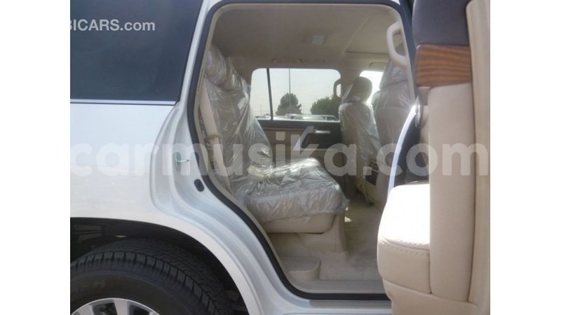 Big with watermark toyota land cruiser harare import dubai 12596