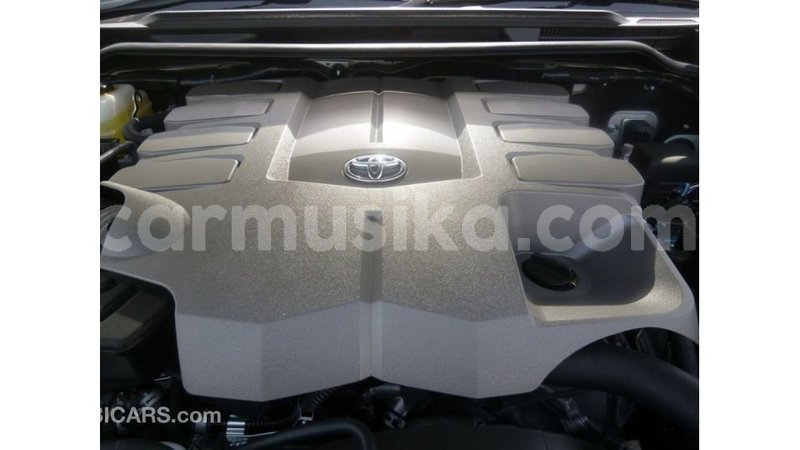 Big with watermark toyota land cruiser harare import dubai 12596