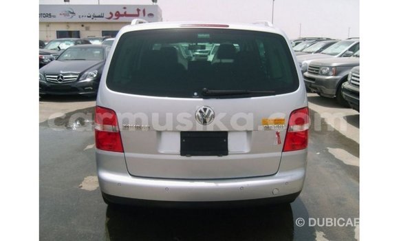 Tenga Imported Volkswagen Touran Zvimwe Mota in Import - Dubai in Harare Tenga Imported Volkswagen Touran Zvimwe Mota in Import - Dubai in Harare