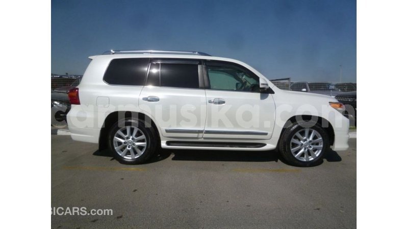 Big with watermark toyota land cruiser harare import dubai 12602