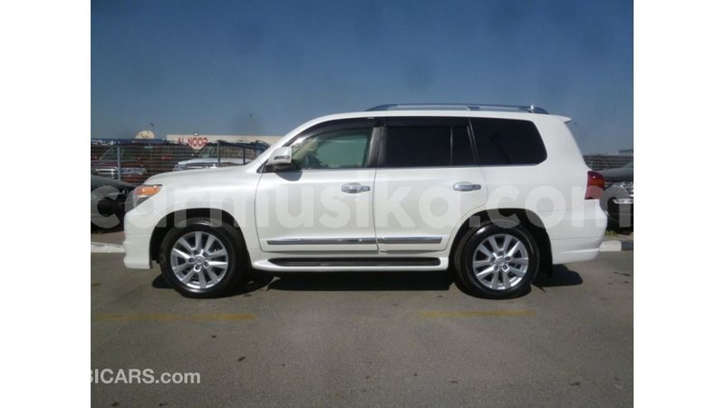 Big with watermark toyota land cruiser harare import dubai 12602