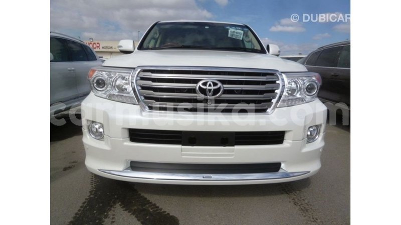 Big with watermark toyota land cruiser harare import dubai 12602