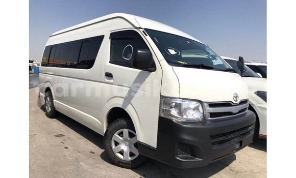 Nunua Imported Toyota Hiace Nyeupe Gari ndani ya Import - Dubai nchini Harare Nunua Imported Toyota Hiace Nyeupe Gari ndani ya Import - Dubai nchini Harare