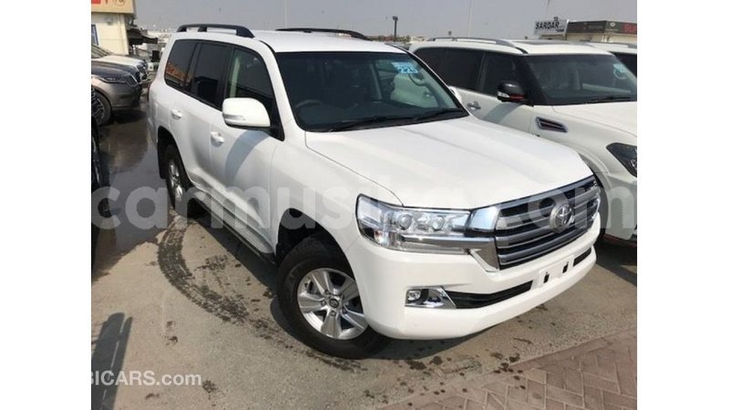 Big with watermark toyota land cruiser harare import dubai 12607