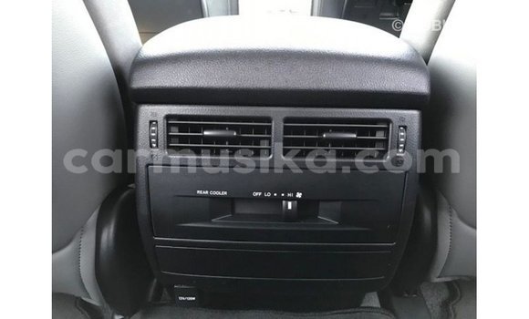 Buy Import Toyota Land Cruiser White Car in Import - Dubai in Harare Buy Import Toyota Land Cruiser White Car in Import - Dubai in Harare