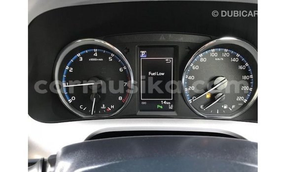 Tenga Imported Toyota HiAce Chena Rori in Import - Dubai in Harare Tenga Imported Toyota HiAce Chena Rori in Import - Dubai in Harare