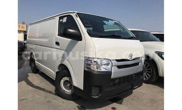 Tenga Imported Toyota Hiace Chena Mota in Import - Dubai in Harare Tenga Imported Toyota Hiace Chena Mota in Import - Dubai in Harare