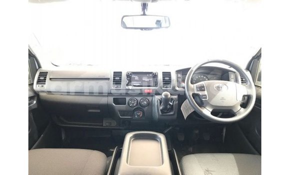 Tenga Imported Toyota Hiace Chena Mota in Import - Dubai in Harare Tenga Imported Toyota Hiace Chena Mota in Import - Dubai in Harare