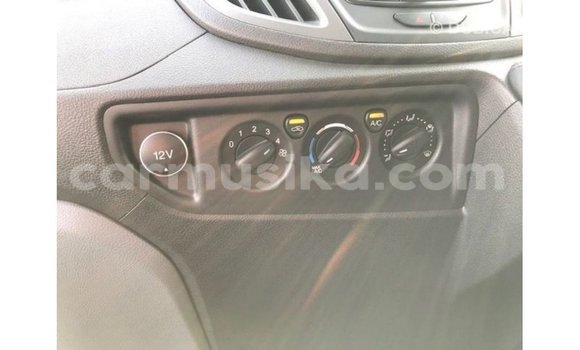 Buy Import Ford Club Wagon White Car in Import - Dubai in Harare Buy Import Ford Club Wagon White Car in Import - Dubai in Harare