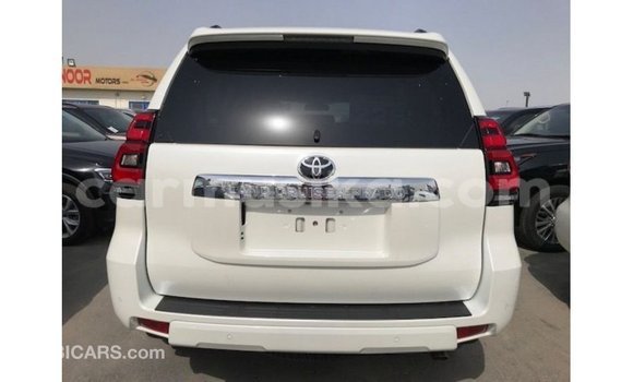 Buy Import Toyota Prado White Car in Import - Dubai in Harare Buy Import Toyota Prado White Car in Import - Dubai in Harare