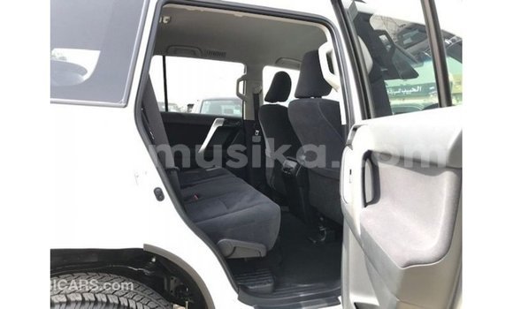 Buy Import Toyota Prado White Car in Import - Dubai in Harare Buy Import Toyota Prado White Car in Import - Dubai in Harare