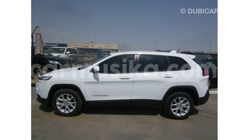 Big with watermark jeep cherokee harare import dubai 12617