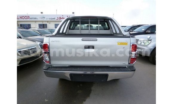 Acheter Import Voiture Toyota Hilux Autre à Import - Dubai, Harare Acheter Import Voiture Toyota Hilux Autre à Import - Dubai, Harare