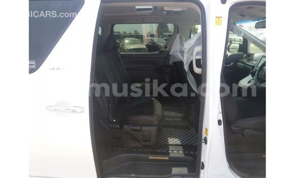 Buy Import Toyota Vellfire White Car in Import - Dubai in Harare Buy Import Toyota Vellfire White Car in Import - Dubai in Harare