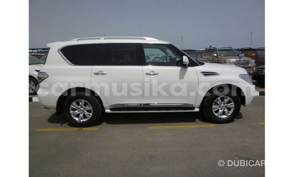 Nunua Imported Nissan Patrol Nyeupe Gari ndani ya Import - Dubai nchini Harare Nunua Imported Nissan Patrol Nyeupe Gari ndani ya Import - Dubai nchini Harare