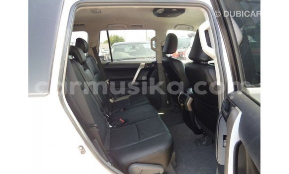 Tenga Imported Toyota Prado Chena Mota in Import - Dubai in Harare Tenga Imported Toyota Prado Chena Mota in Import - Dubai in Harare