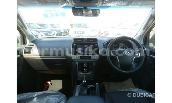 Nunua Imported Toyota Prado Nyingine Gari ndani ya Import - Dubai nchini Harare Nunua Imported Toyota Prado Nyingine Gari ndani ya Import - Dubai nchini Harare