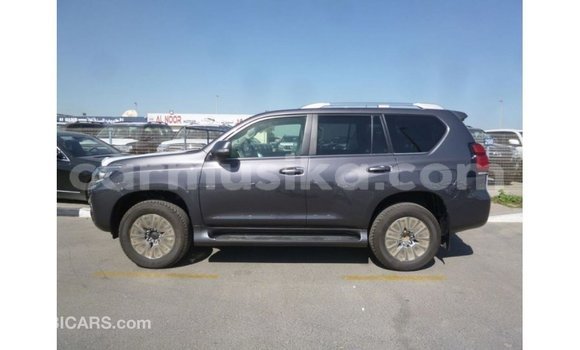 Nunua Imported Toyota Prado Nyingine Gari ndani ya Import - Dubai nchini Harare Nunua Imported Toyota Prado Nyingine Gari ndani ya Import - Dubai nchini Harare
