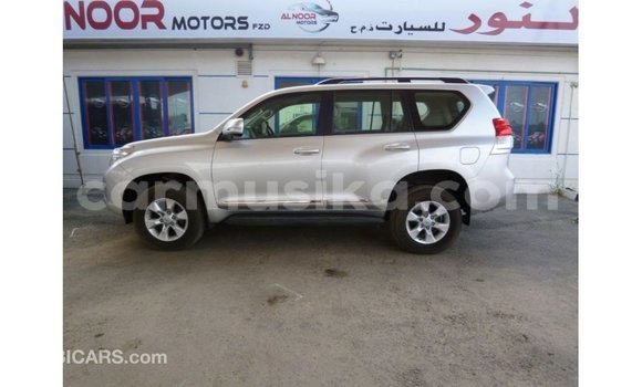 Tenga Imported Toyota Prado Zvimwe Mota in Import - Dubai in Harare Tenga Imported Toyota Prado Zvimwe Mota in Import - Dubai in Harare