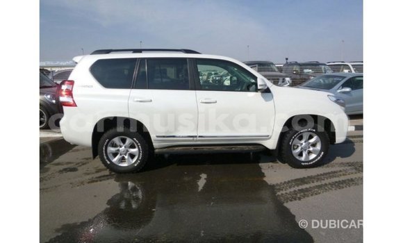 Buy Import Toyota Prado White Car in Import - Dubai in Harare Buy Import Toyota Prado White Car in Import - Dubai in Harare