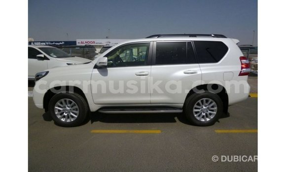 Tenga Imported Toyota Prado Chena Mota in Import - Dubai in Harare Tenga Imported Toyota Prado Chena Mota in Import - Dubai in Harare