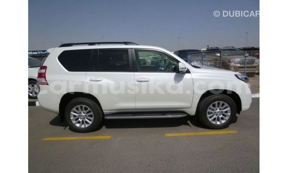 Tenga Imported Toyota Prado Chena Mota in Import - Dubai in Harare Tenga Imported Toyota Prado Chena Mota in Import - Dubai in Harare