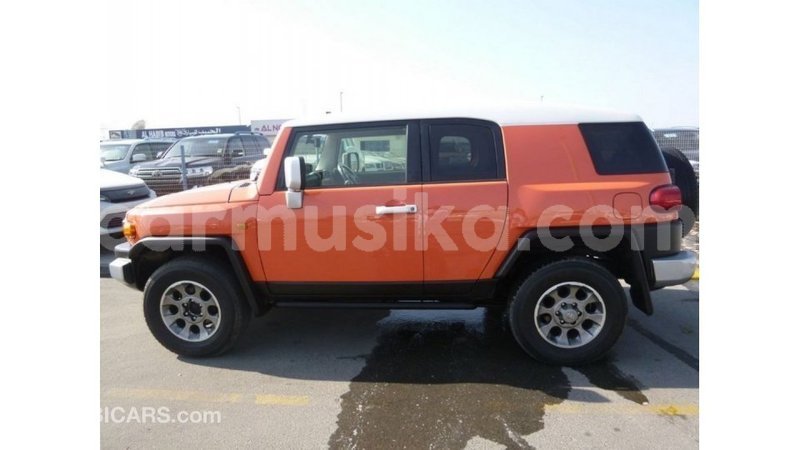 Big with watermark toyota fj cruiser harare import dubai 12642