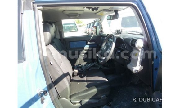 Tenga Imported Toyota FJ Cruiser Bhuruu Mota in Import - Dubai in Harare Tenga Imported Toyota FJ Cruiser Bhuruu Mota in Import - Dubai in Harare