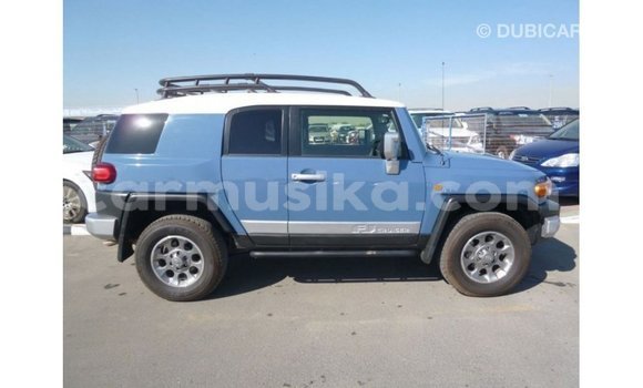 Tenga Imported Toyota FJ Cruiser Bhuruu Mota in Import - Dubai in Harare Tenga Imported Toyota FJ Cruiser Bhuruu Mota in Import - Dubai in Harare