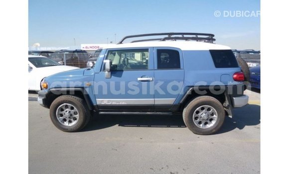 Tenga Imported Toyota FJ Cruiser Bhuruu Mota in Import - Dubai in Harare Tenga Imported Toyota FJ Cruiser Bhuruu Mota in Import - Dubai in Harare