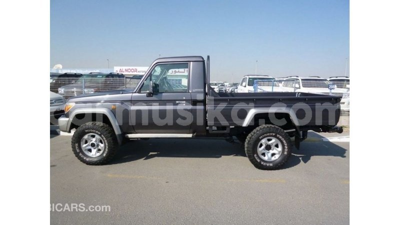 Big with watermark toyota land cruiser harare import dubai 12645
