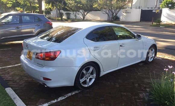 Acheter Occasion Voiture Lexus IS Blanc à Harare, Harare Acheter Occasion Voiture Lexus IS Blanc à Harare, Harare