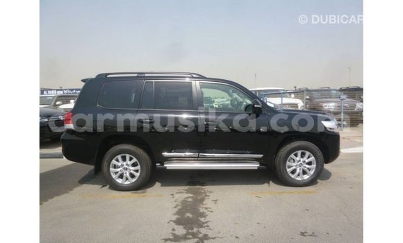 Tenga Imported Toyota Land Cruiser Nhema Mota in Import - Dubai in Harare Tenga Imported Toyota Land Cruiser Nhema Mota in Import - Dubai in Harare
