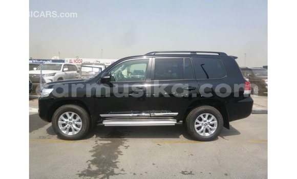 Tenga Imported Toyota Land Cruiser Nhema Mota in Import - Dubai in Harare Tenga Imported Toyota Land Cruiser Nhema Mota in Import - Dubai in Harare