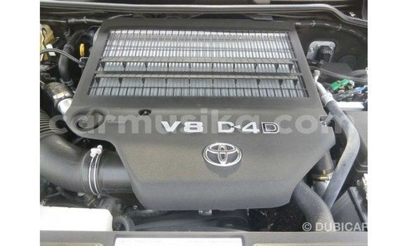 Tenga Imported Toyota Land Cruiser Nhema Mota in Import - Dubai in Harare Tenga Imported Toyota Land Cruiser Nhema Mota in Import - Dubai in Harare