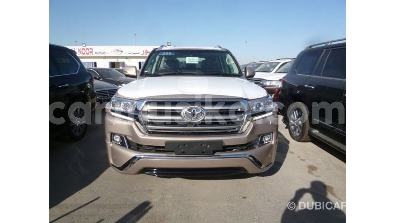 Big with watermark toyota land cruiser harare import dubai 12656