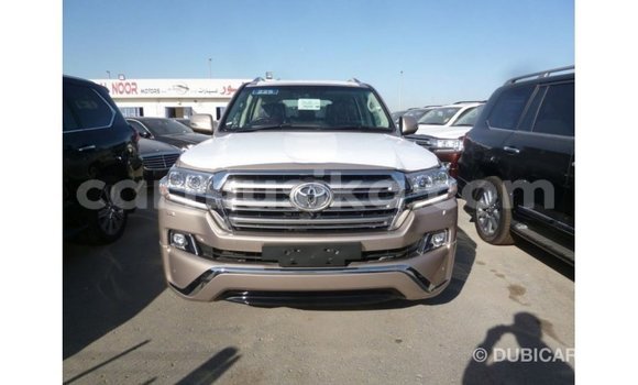 Tenga Imported Toyota Land Cruiser Zvimwe Mota in Import - Dubai in Harare Tenga Imported Toyota Land Cruiser Zvimwe Mota in Import - Dubai in Harare