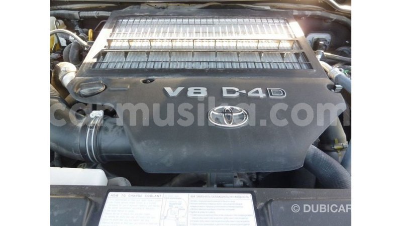 Big with watermark toyota land cruiser harare import dubai 12656