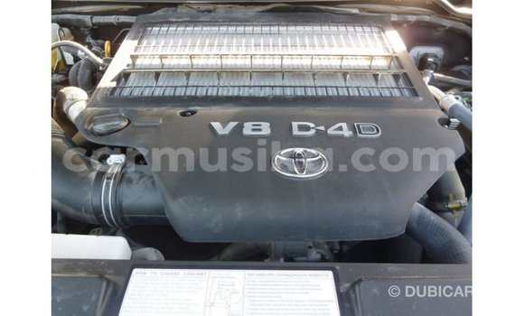 Tenga Imported Toyota Land Cruiser Zvimwe Mota in Import - Dubai in Harare Tenga Imported Toyota Land Cruiser Zvimwe Mota in Import - Dubai in Harare