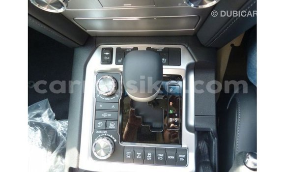 Tenga Imported Toyota Land Cruiser Nhema Mota in Import - Dubai in Harare Tenga Imported Toyota Land Cruiser Nhema Mota in Import - Dubai in Harare