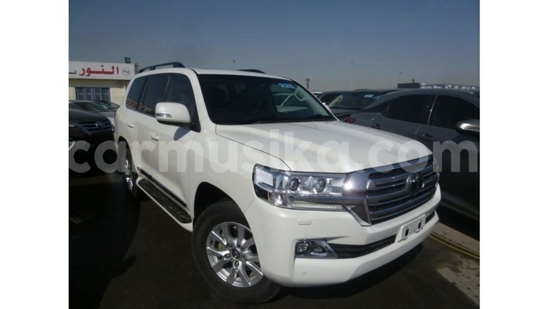 Big with watermark toyota land cruiser harare import dubai 12658