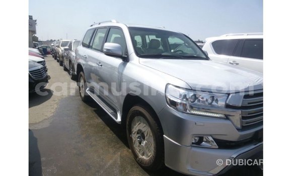 Tenga Imported Toyota Land Cruiser Zvimwe Mota in Import - Dubai in Harare Tenga Imported Toyota Land Cruiser Zvimwe Mota in Import - Dubai in Harare
