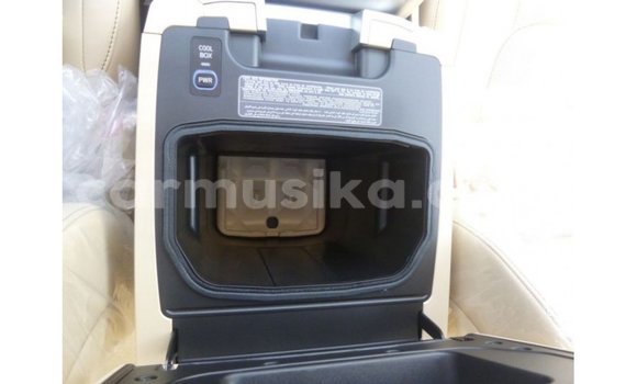 Tenga Imported Toyota Land Cruiser Zvimwe Mota in Import - Dubai in Harare Tenga Imported Toyota Land Cruiser Zvimwe Mota in Import - Dubai in Harare